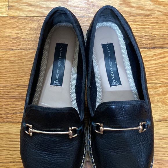 Espadrilles - Picture 3 of 4